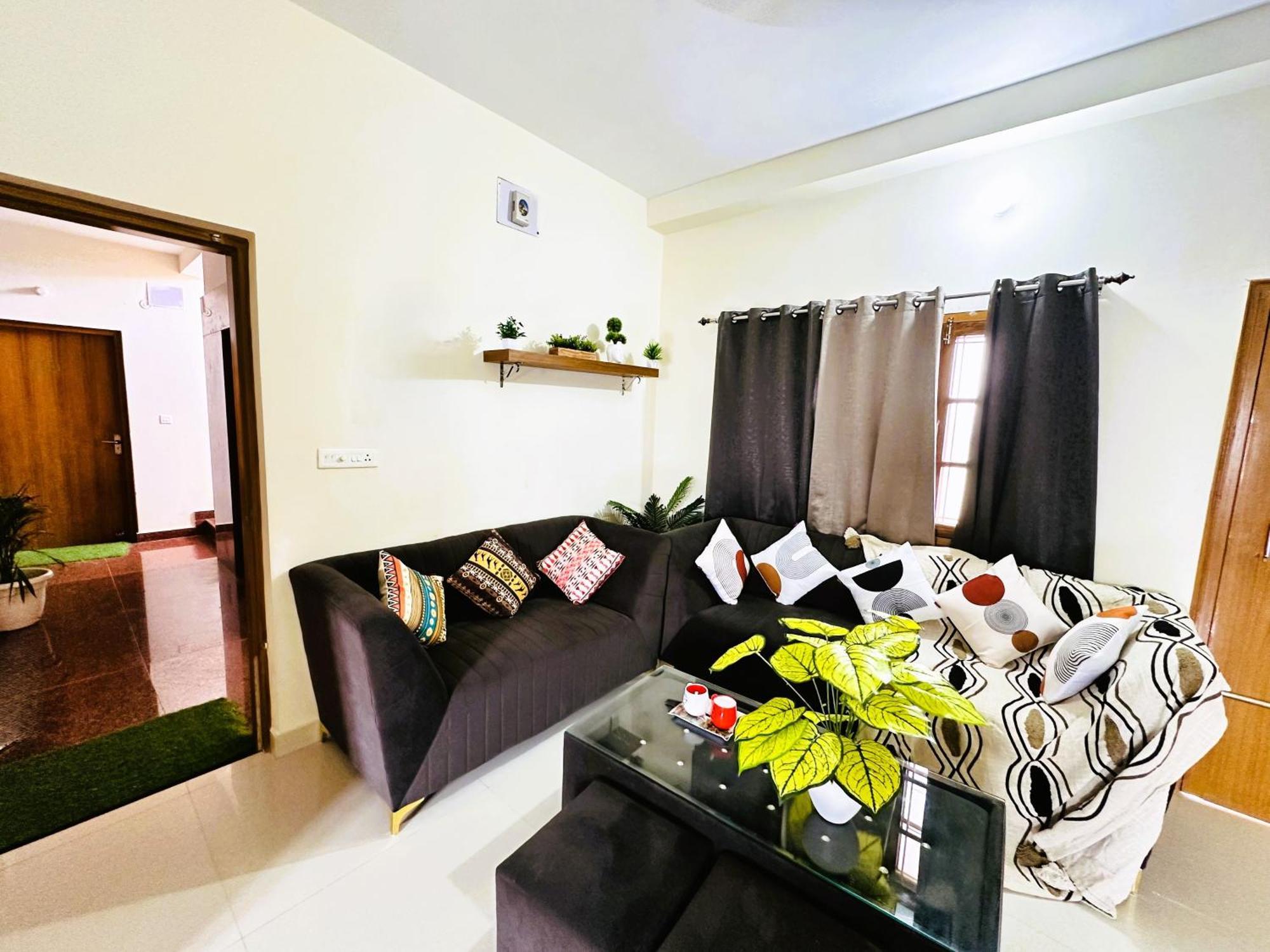 Zoomstay - 3Bhk Apartments فاراناسي المظهر الخارجي الصورة