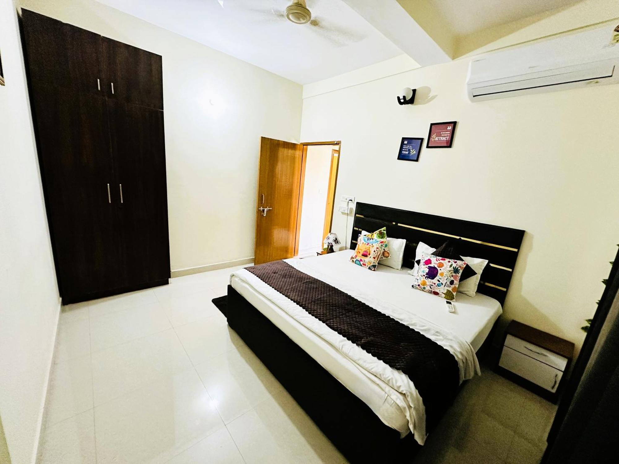 Zoomstay - 3Bhk Apartments فاراناسي المظهر الخارجي الصورة
