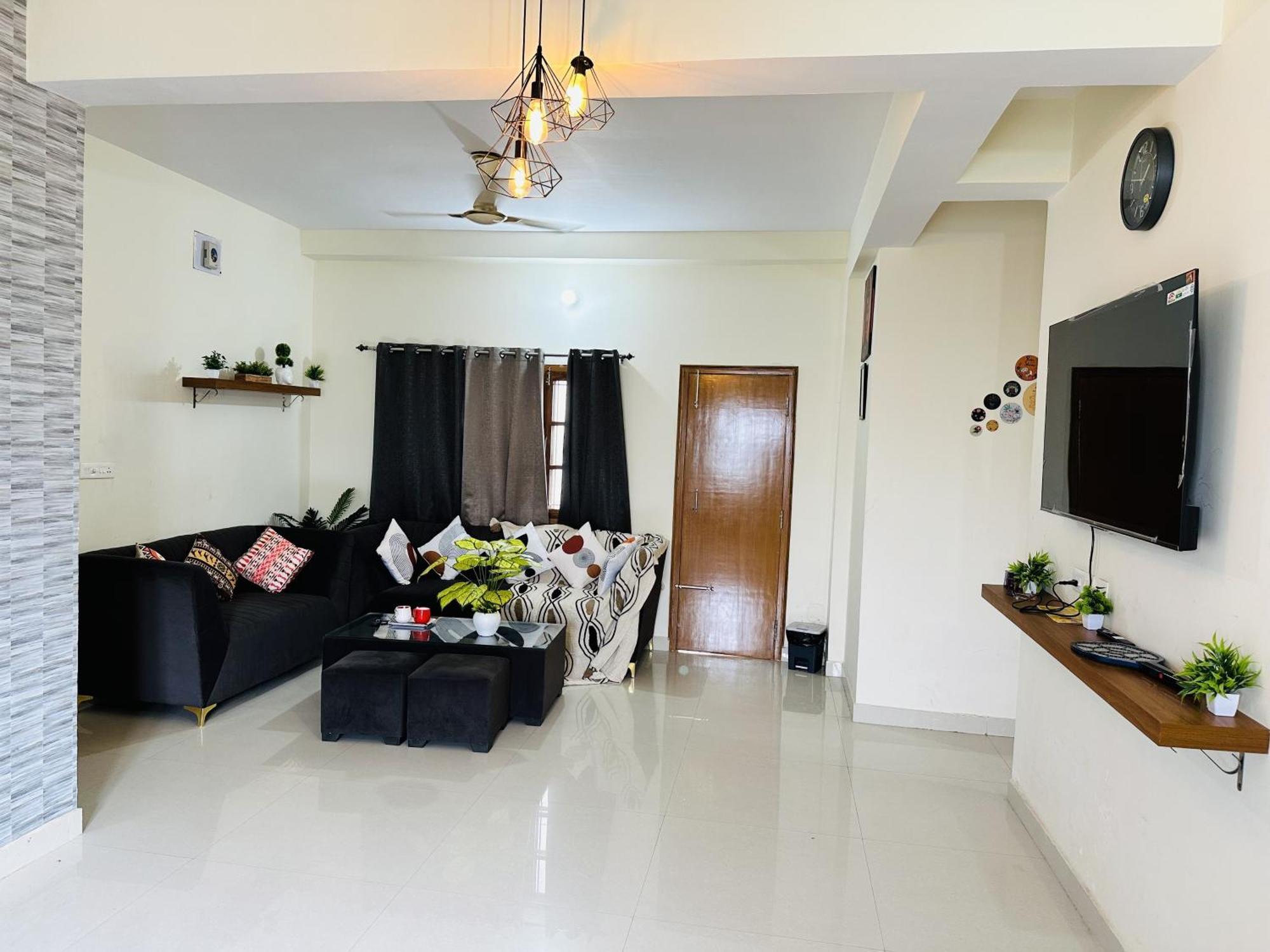 Zoomstay - 3Bhk Apartments فاراناسي المظهر الخارجي الصورة